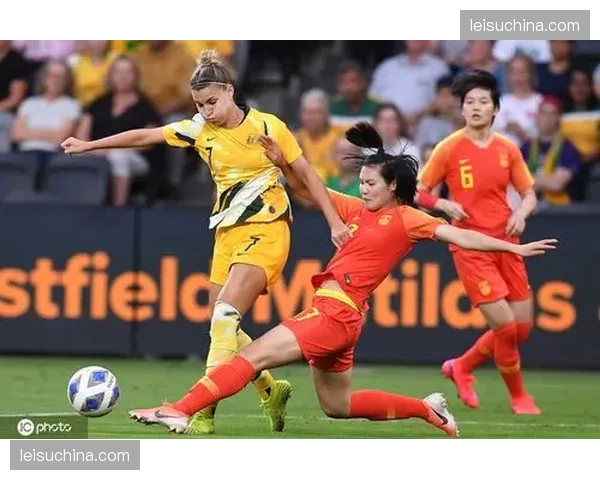 伊拉克时隔四十年晋级：边路传中找高中锋，防守反击战术执行力非常强